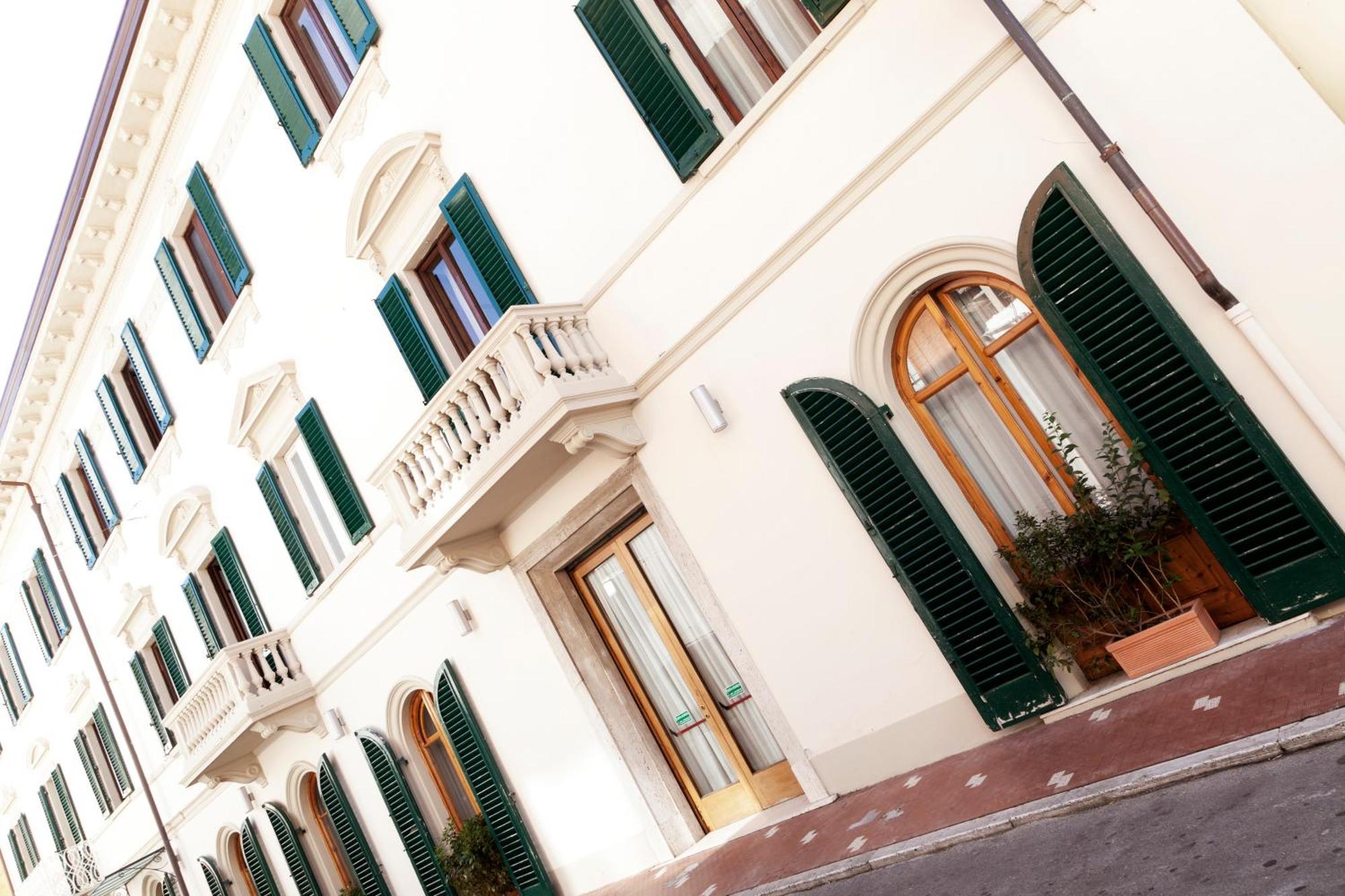 Hotel Savoia E Campana Montecatini Terme Exterior foto