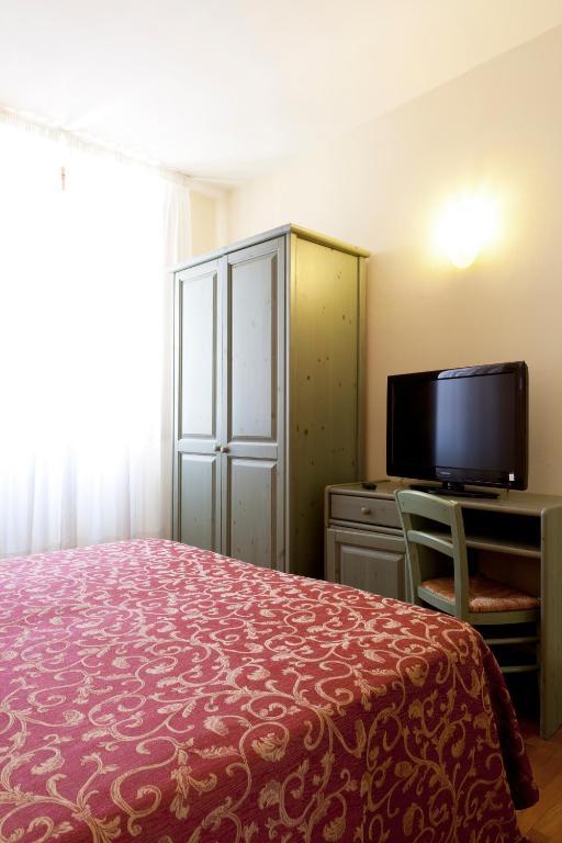 Hotel Savoia E Campana Montecatini Terme Zimmer foto